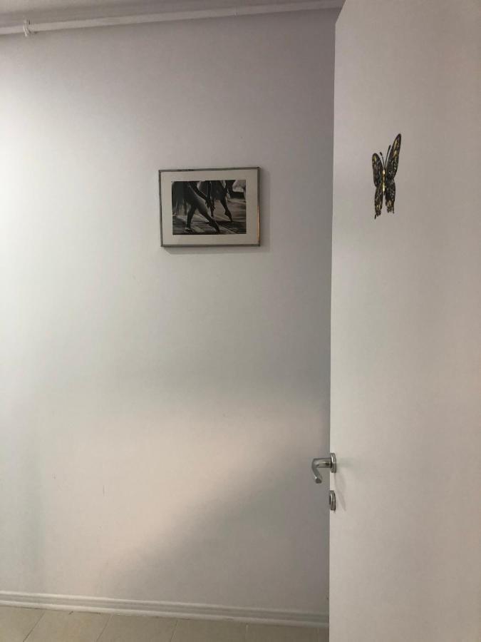 Dora High Life - North Lägenhet Stefanestii de Jos Exteriör bild